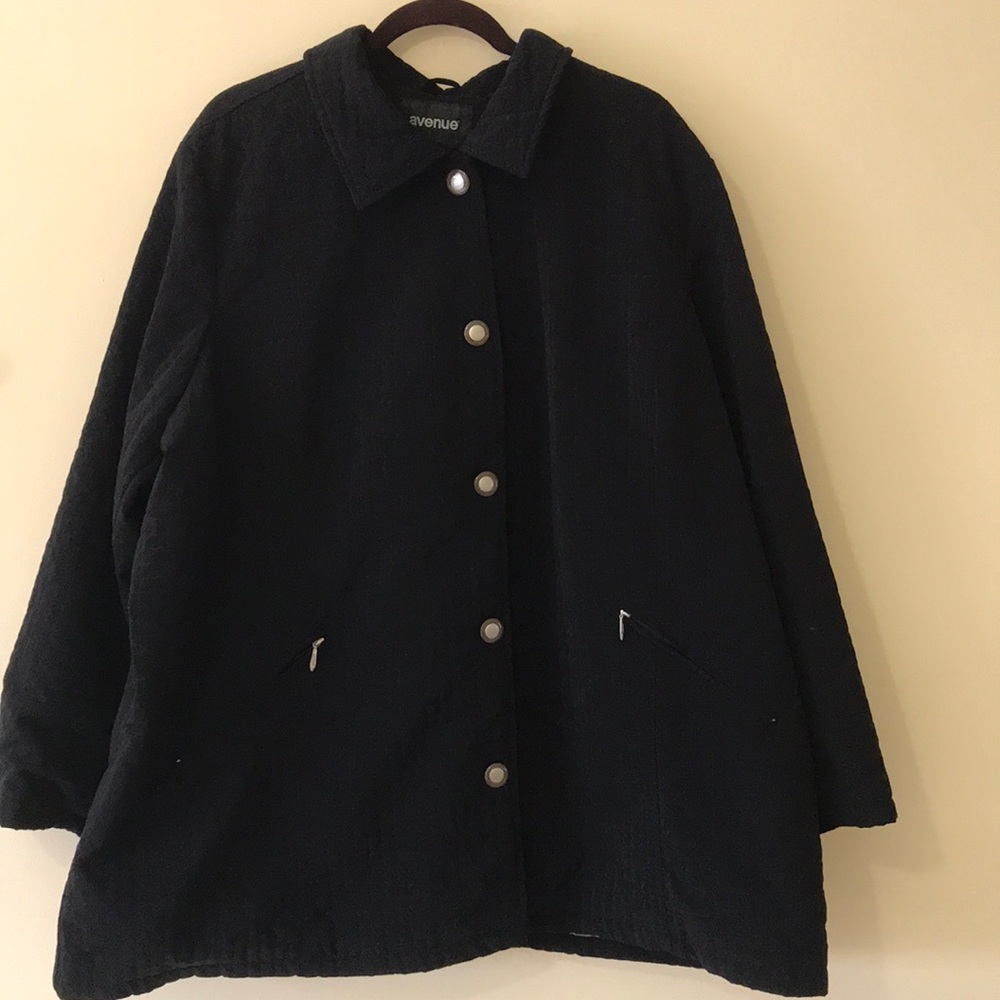 Avenue black jacket